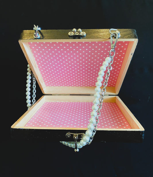 Hello Kitty Box Purse