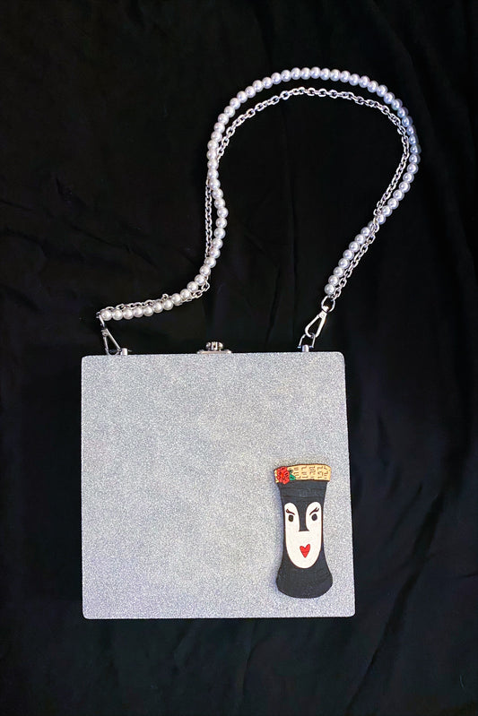 Box Purse Silver Tiki Bobette